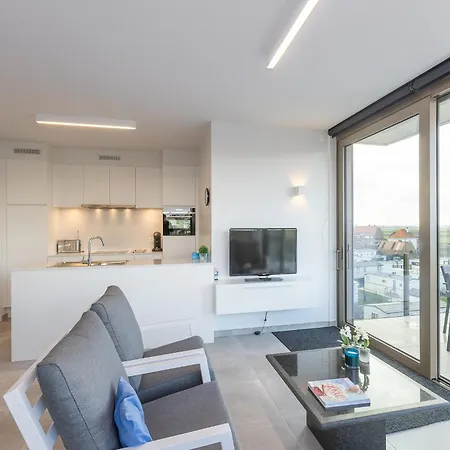 Bright Corner Apartment, Cleaning Included Apartamento Middelkerke