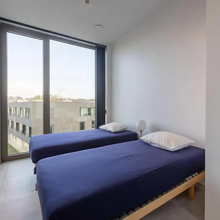 Bright Corner Apartment, Cleaning Included Apartamento *