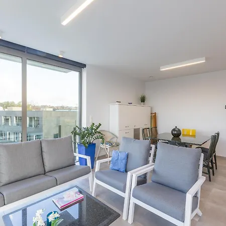 Bright Corner Apartment, Cleaning Included Middelkerke